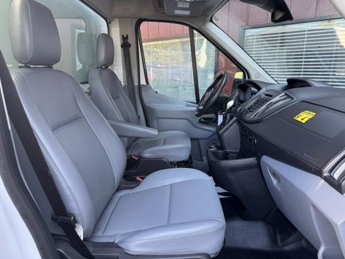 Used 2019 Ford Transit 350 156 DRW RWD image 19
