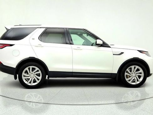 Used 2018 Land Rover Discovery HSE AWD/4WD image 4