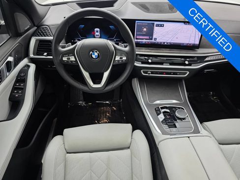 Certified 2024 BMW X5 sDrive40i w/ Premium Package RWD image 13