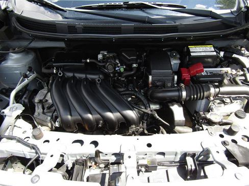 Used 2013 Nissan Versa SV w/ Convenience Pkg image 30