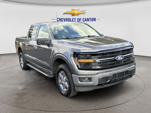 Used 2025 Ford F150 XLT w/ Equipment Group 301A Standard AWD/4WD image 3