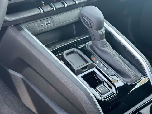 New 2025 Chevrolet Colorado W/T w/ WT Convenience Package II image 30