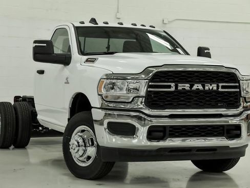 Used 2023 RAM 3500 Tradesman image 6