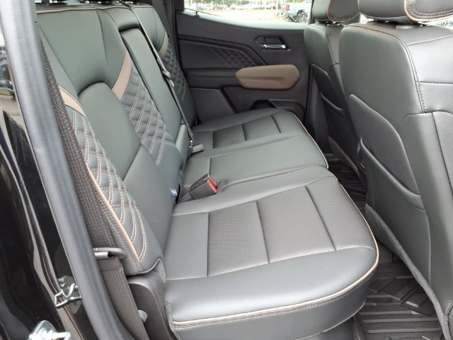 New 2026 GMC Canyon Denali w/ LPO, Denali Black Edition AWD/4WD image 23