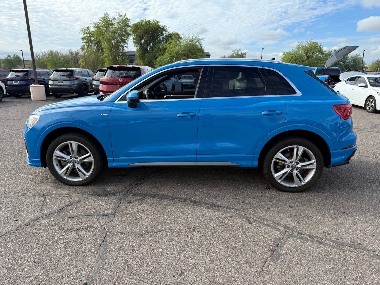 Used 2020 Audi Q3 2.0T Premium Plus w/ Premium Plus Package AWD/4WD image 8