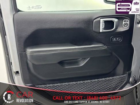 Used 2020 Jeep Gladiator Overland image 49