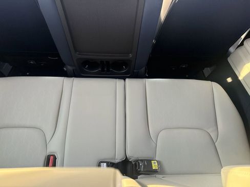 New 2026 Kia Carnival EX image 29