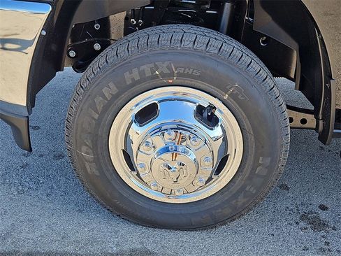 New 2026 RAM 3500 Tradesman image 13