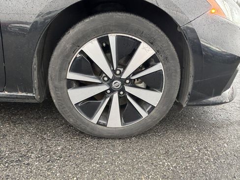 Used 2021 Nissan Altima 2.5 SV image 9