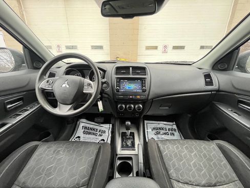 Used 2021 Mitsubishi Outlander Sport Black Edition image 16