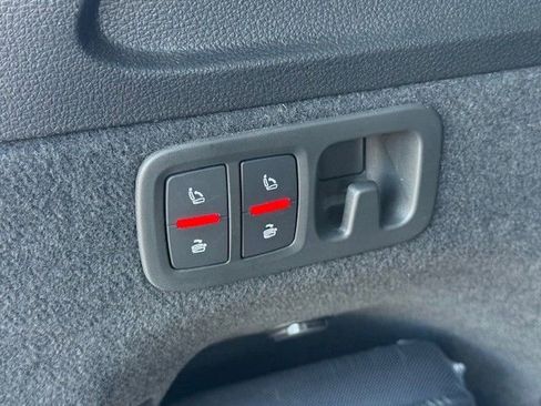 Used 2022 Audi Q7 3.0T Premium Plus image 38