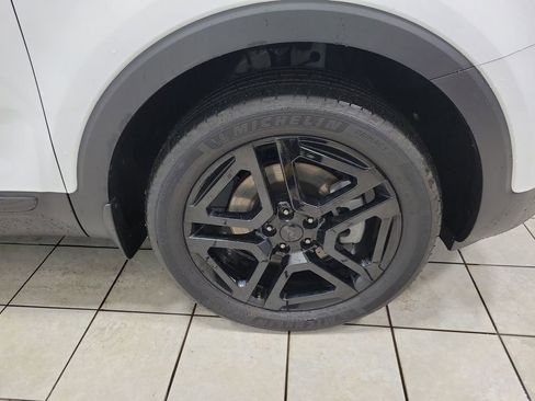 Used 2025 Kia Telluride EX X-Line image 45