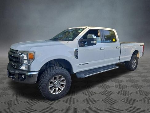 Used 2020 Ford F350 Lariat w/ Chrome Package AWD/4WD image 3