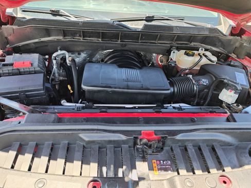Used 2021 Chevrolet Silverado 1500 LT Trail Boss AWD/4WD image 32