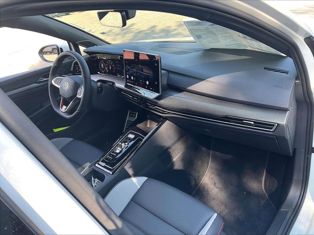 New 2026 Volkswagen GTI SE FWD image 10