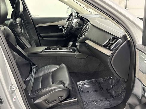 Used 2022 Volvo XC90 T6 Inscription w/ Advanced Package image 31