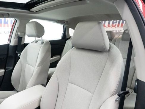 Certified 2025 Honda Accord SE image 14