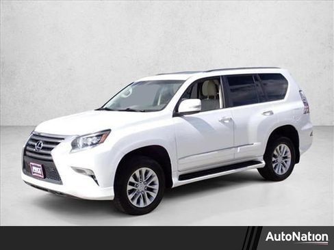 Used 2015 Lexus GX 460 image 1