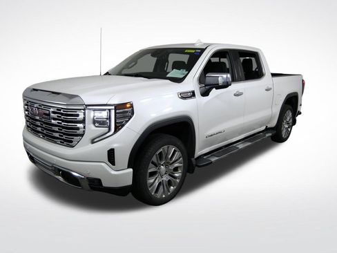 Used 2022 GMC Sierra 1500 Denali AWD/4WD image 7