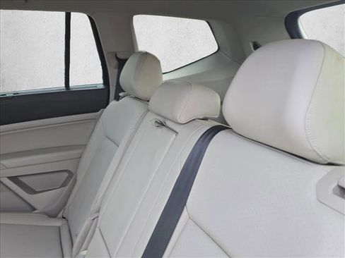Used 2019 Volkswagen Atlas SE image 17