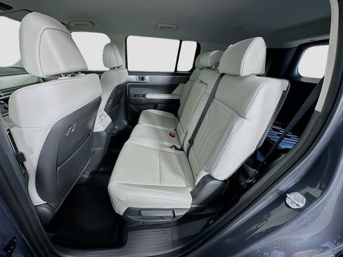 New 2026 Hyundai Santa Fe SEL FWD image 16