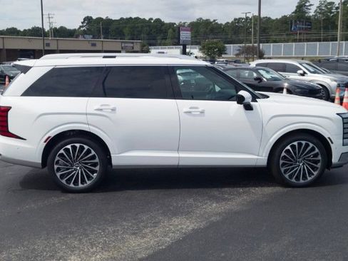 New 2027 Hyundai Palisade Calligraphy FWD image 5