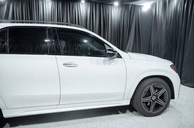 Used 2026 Mercedes-Benz GLE 450 4MATIC image 4