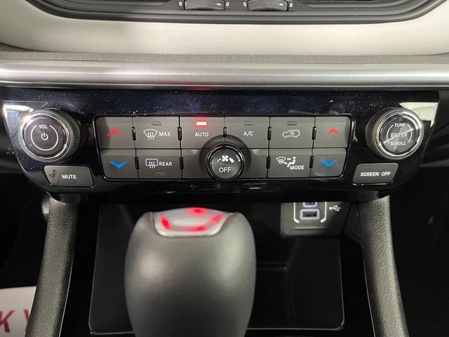 Used 2026 Jeep Compass Limited AWD/4WD image 33