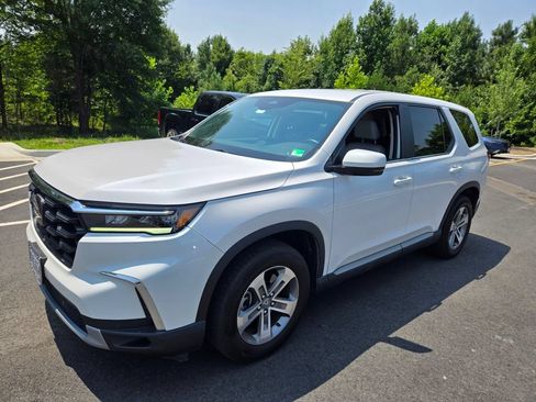 Used 2023 Honda Pilot EX-L image 1