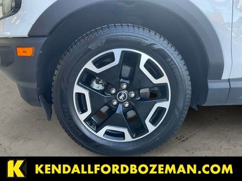 Used 2023 Ford Bronco Sport Outer Banks w/ Tech Package AWD/4WD image 14