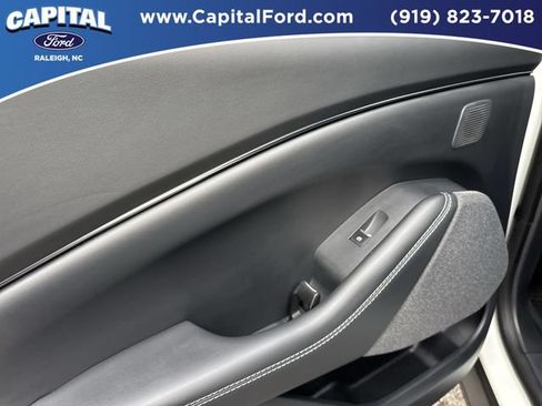 Certified 2025 Ford Mustang Mach-E Premium AWD/4WD image 17