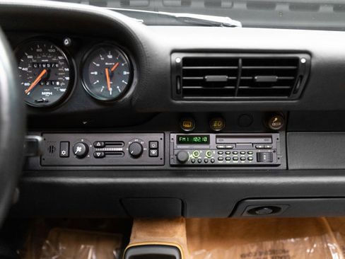 Used 1993 Porsche 911 Carrera RWD image 7