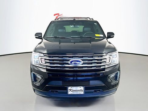 Used 2021 Ford Expedition XLT image 2