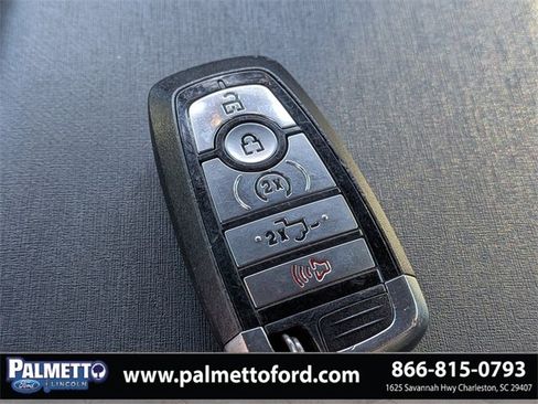 Used 2022 Ford Bronco Wildtrak image 29
