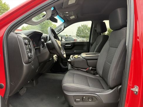 Used 2022 Chevrolet Silverado 1500 Custom AWD/4WD image 17