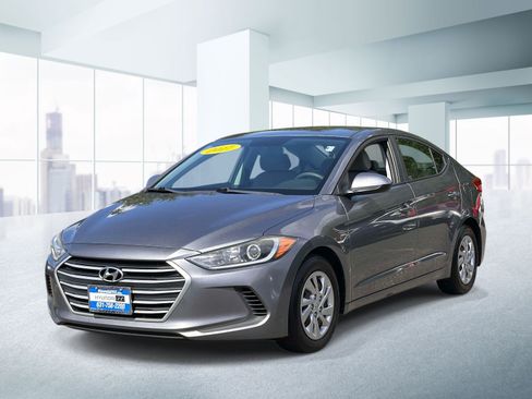 Used 2017 Hyundai Elantra SE FWD image 1
