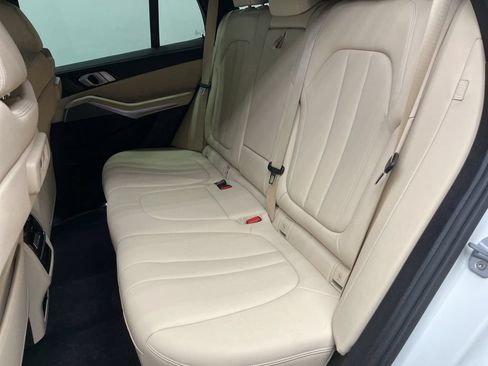 Used 2019 BMW X5 xDrive40i w/ Convenience Package AWD/4WD image 20