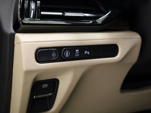 Used 2025 Acura MDX w/ Technology Package image 13