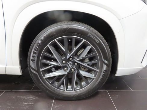 Used 2024 Lexus TX 350 FWD w/ Captains Chair Package image 17