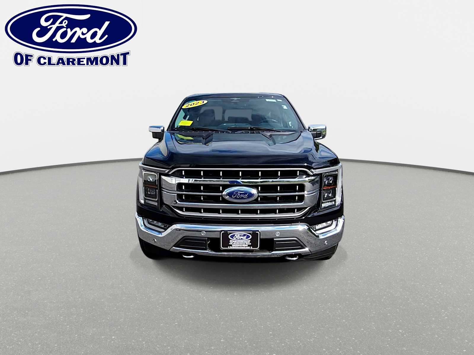 Used 2023 Ford F150 Lariat w/ Equipment Group 502A High AWD/4WD image 3
