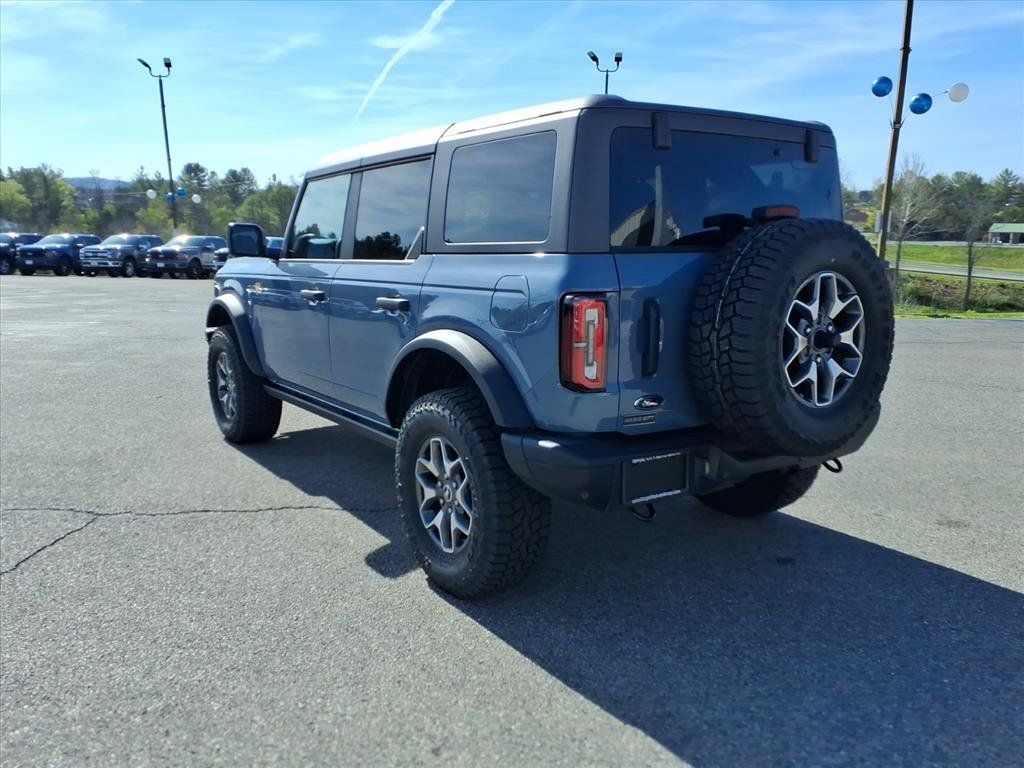 Certified 2024 Ford Bronco Badlands AWD/4WD image 3