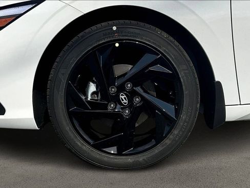 Certified 2026 Hyundai Elantra Sport FWD image 12