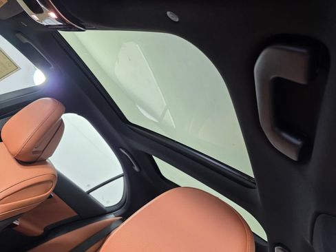 New 2026 Mercedes-Benz C 300 Sedan image 9