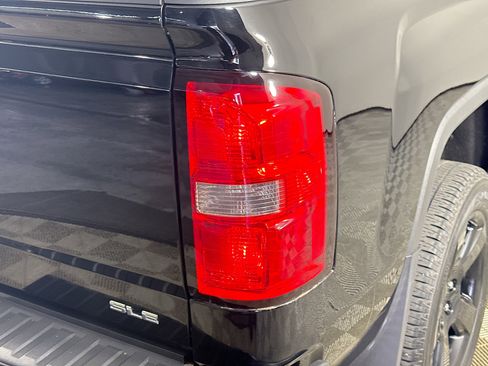 Used 2017 GMC Sierra 1500 SLE w/ SLE Value Package image 33