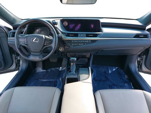 Used 2020 Lexus ES 350 w/ Premium Package image 9