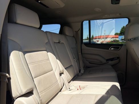 Used 2019 GMC Yukon XL Denali w/ Denali Ultimate Package AWD/4WD image 22