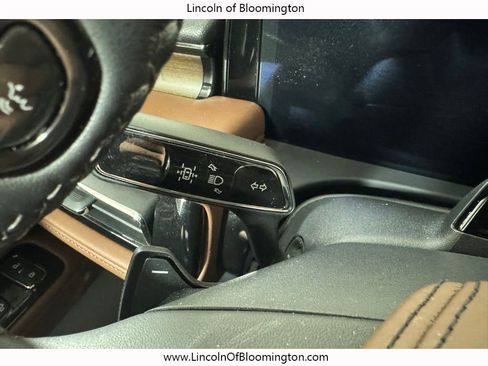 Used 2025 Lincoln Aviator Reserve w/ Equipment Group 201A AWD/4WD image 45