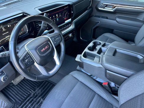 Used 2023 GMC Sierra 1500 Elevation image 9