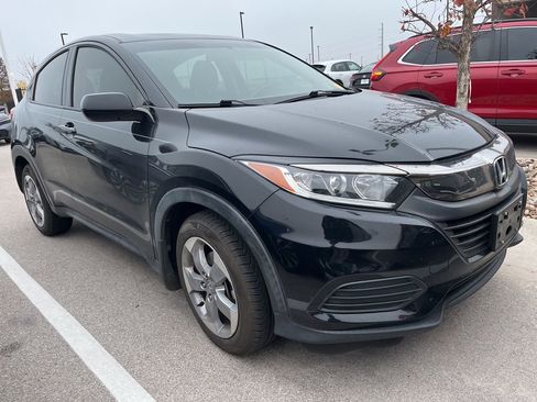 Used 2021 Honda HR-V LX image 2