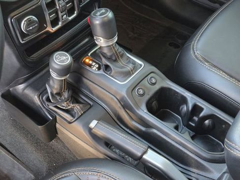 Certified 2022 Jeep Wrangler Unlimited Sahara image 20